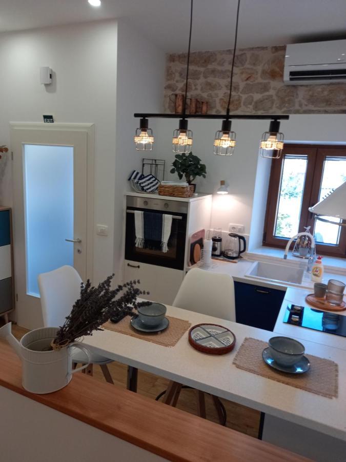 Torkul Apartment ชิเบนิก ภายนอก รูปภาพ