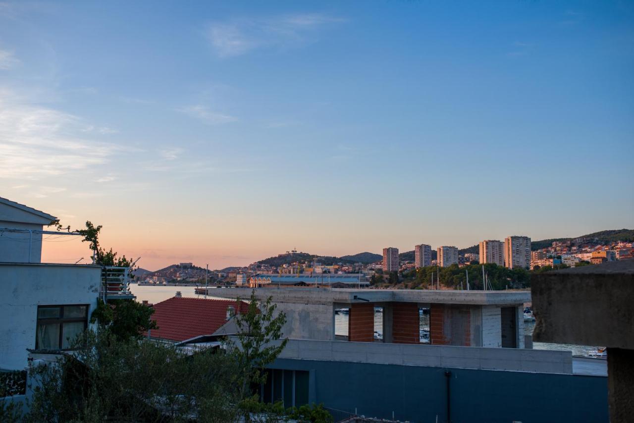 Torkul Apartment ชิเบนิก ภายนอก รูปภาพ
